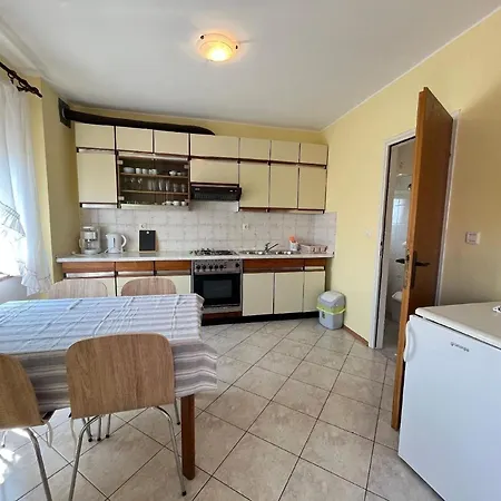 Appartement Ferienwohnung Fur 4 Personen Ca 67 Qm In Medulin, Istrien Sudkuste Von Istrien